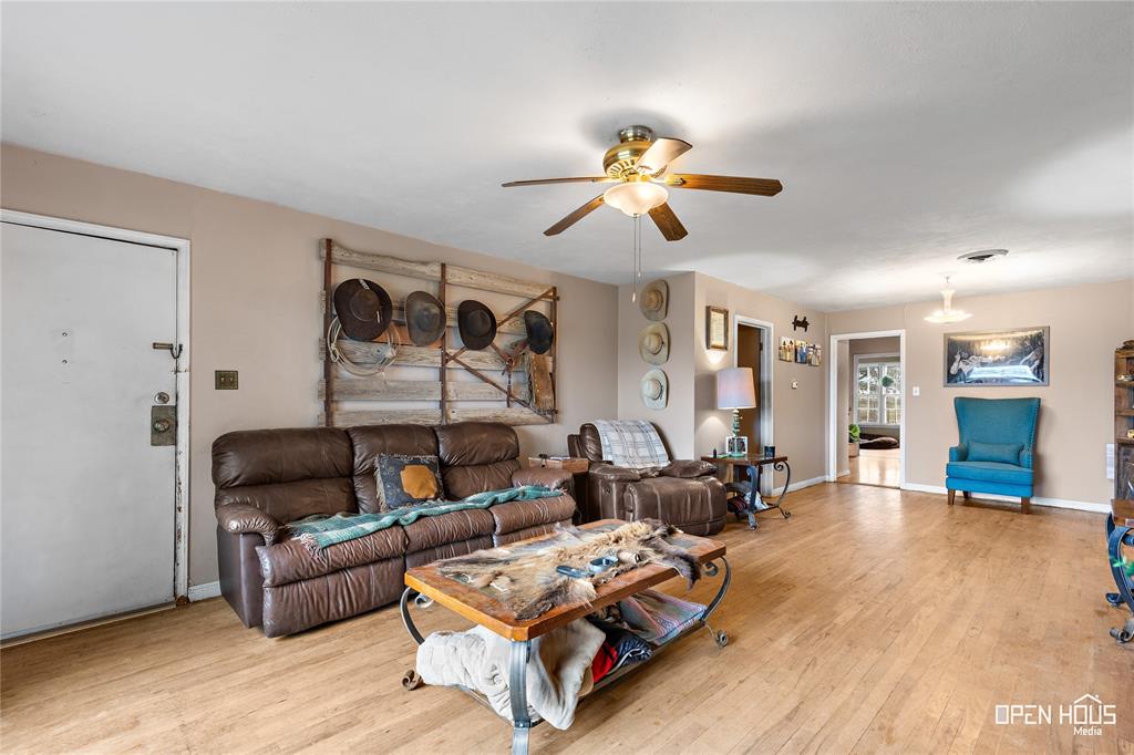 1593 Irvin Road Property Photo 5