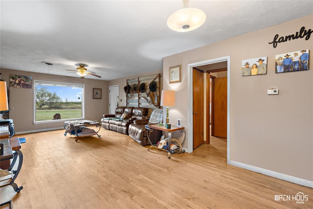 1593 Irvin Road Property Photo 6