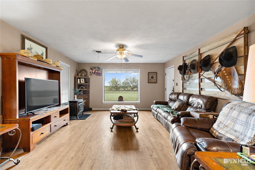 1593 Irvin Road Property Photo 7