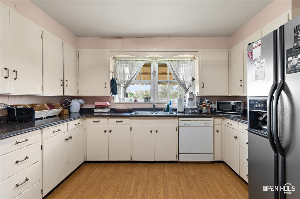 1593 Irvin Road Property Photo 11