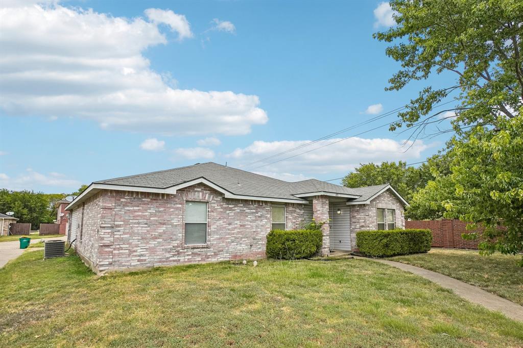 659 Pondview Drive