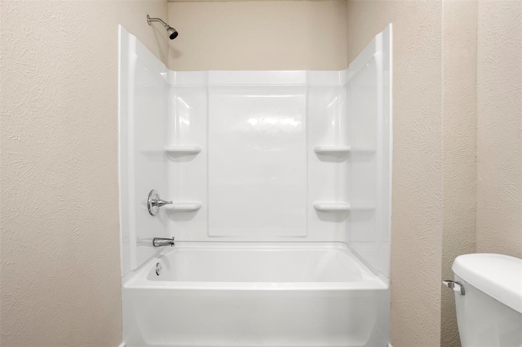 509 E Williamsburg Manor Property Photo 17