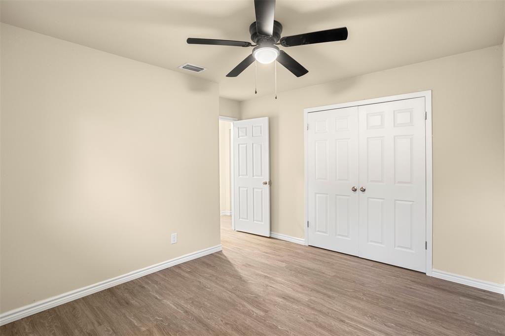 509 E Williamsburg Manor Property Photo 22
