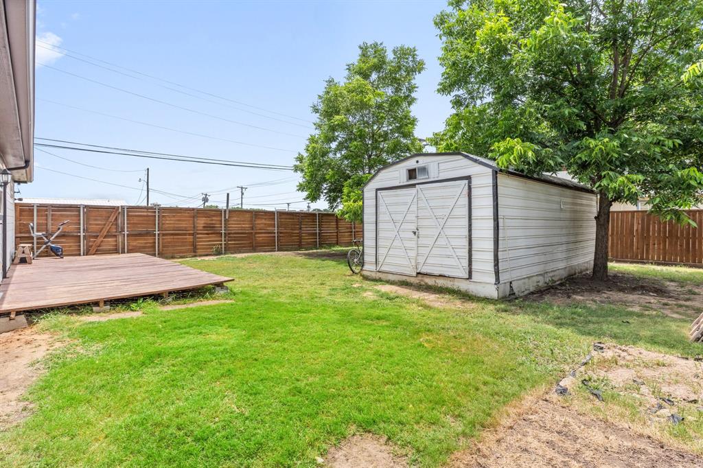 810 S Main Street Property Photo 15