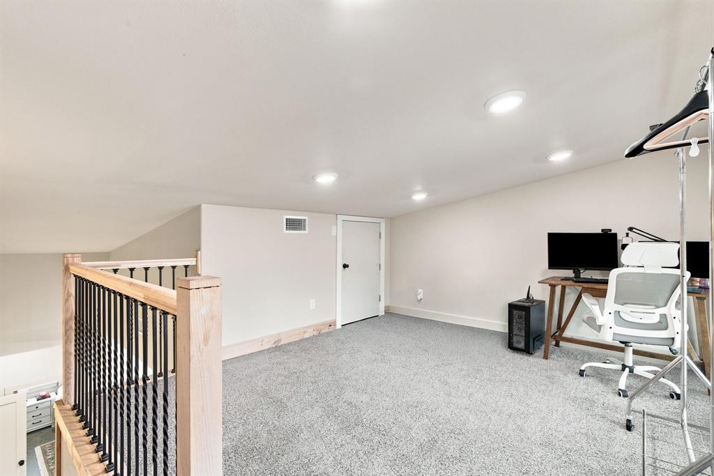 2430 N Cardinal Road Property Photo 29
