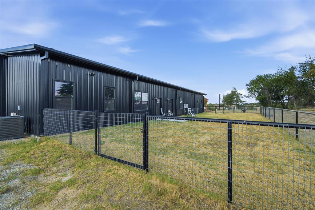 2430 N Cardinal Road Property Photo 36