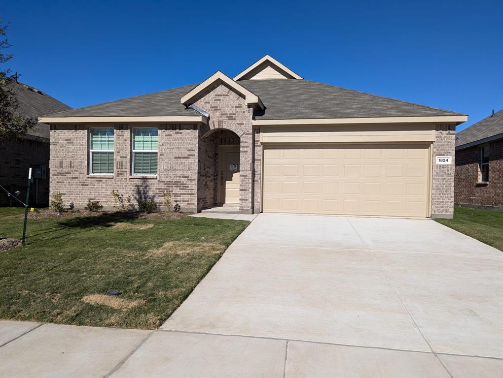 1824 White Ash Way Property Photo 2
