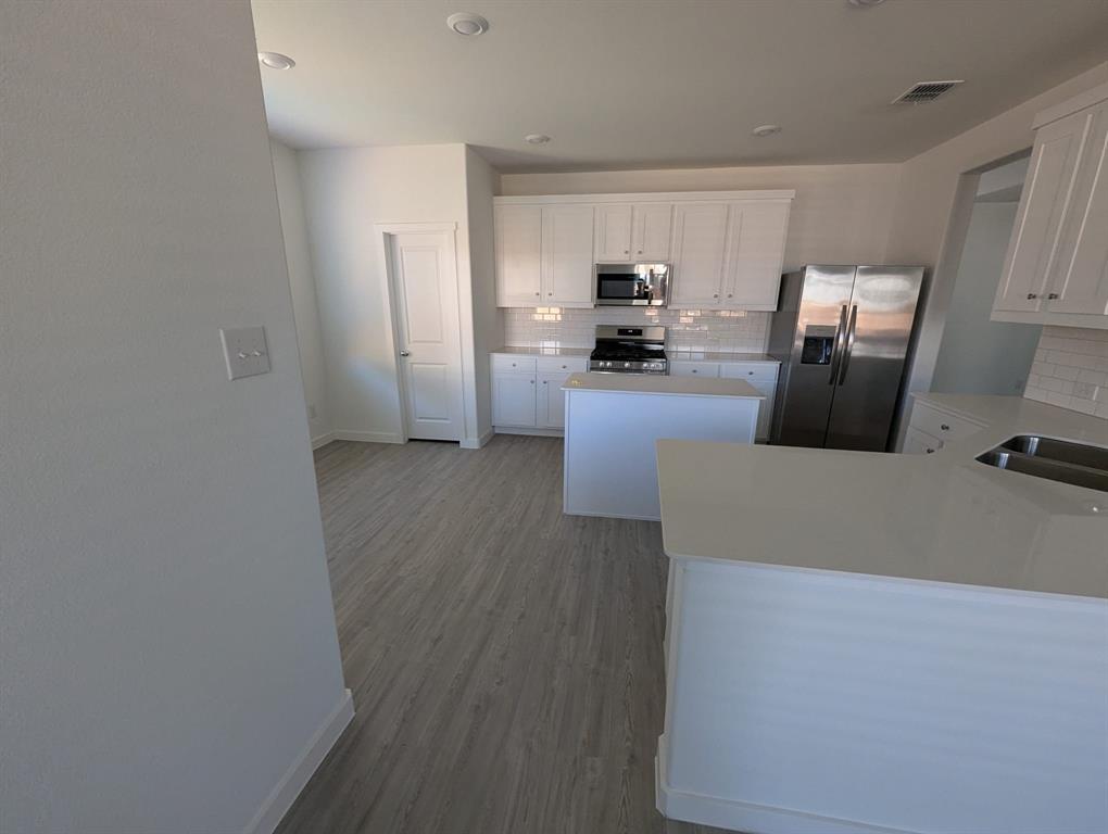 1824 White Ash Way Property Photo 11