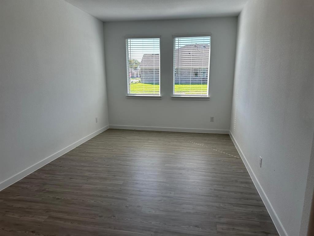 1824 White Ash Way Property Photo 13