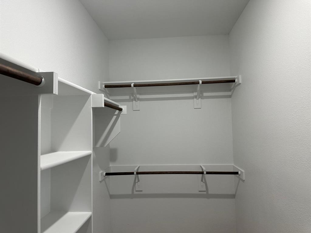 1824 White Ash Way Property Photo 15