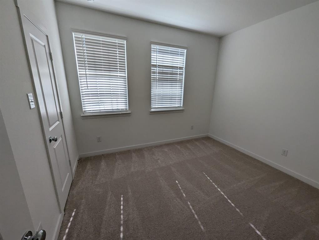 1824 White Ash Way Property Photo 27