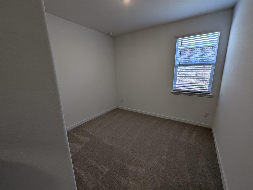 1824 White Ash Way Property Photo 31