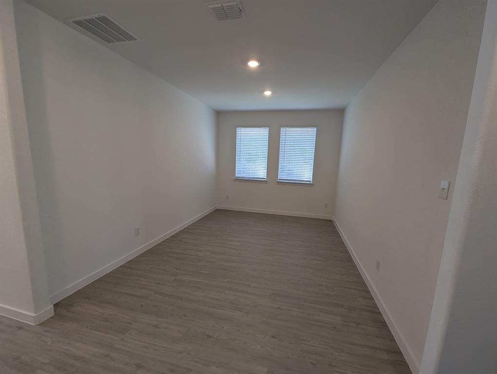 1824 White Ash Way Property Photo 33