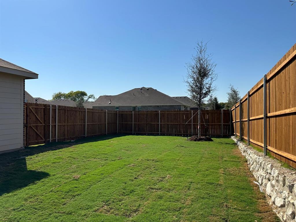 1824 White Ash Way Property Photo 40