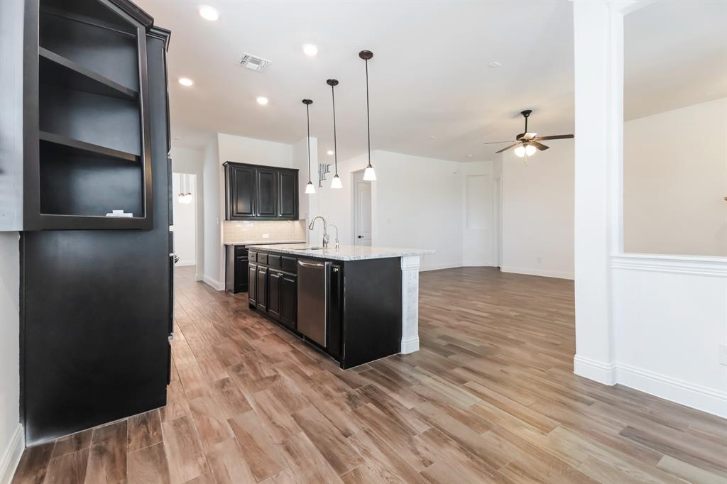 10812 Marble Falls Place Property Photo 5