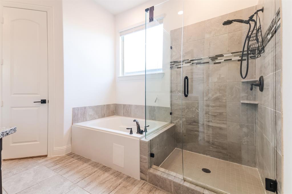 10812 Marble Falls Place Property Photo 10