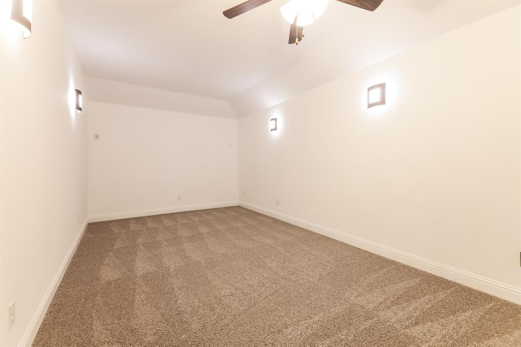 10812 Marble Falls Place Property Photo 14