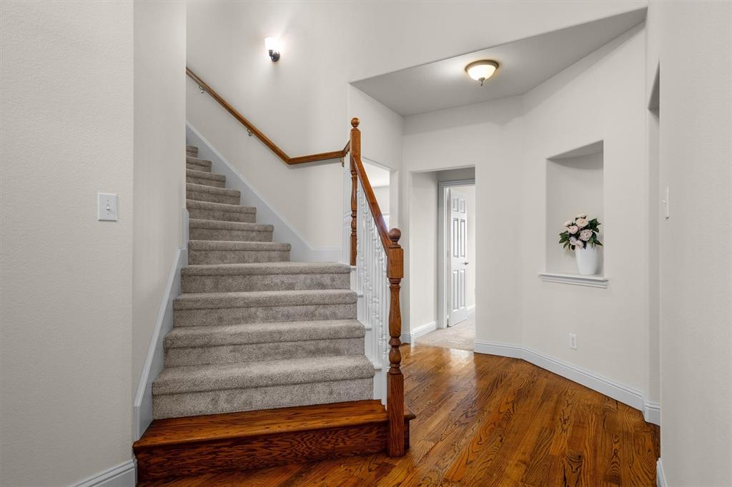 304 Creekside Trail Property Photo 25