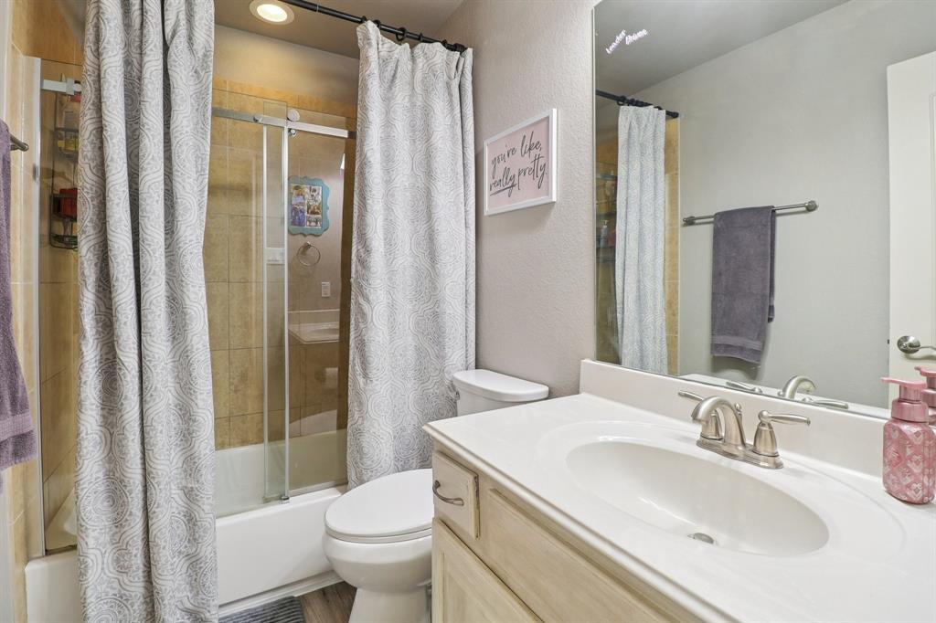 3912 Thorndale Lane Property Photo 33