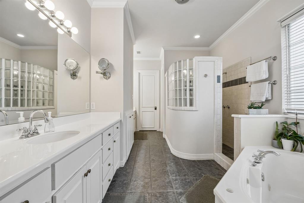 1129 Wishing Well Court Property Photo 11