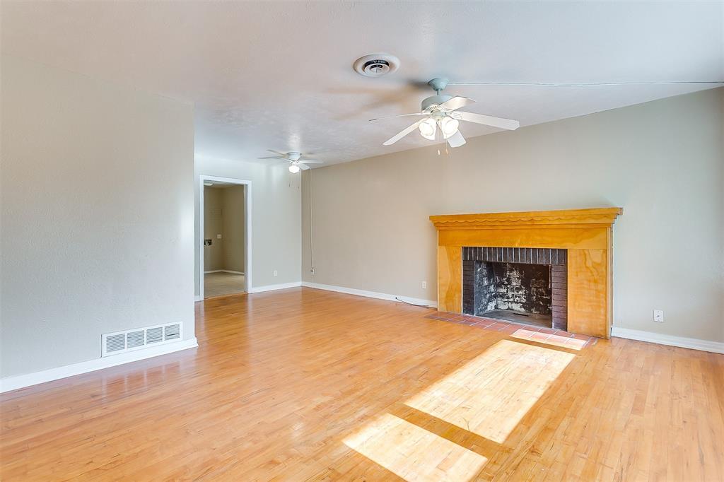3928 Winfield Avenue Property Photo 3