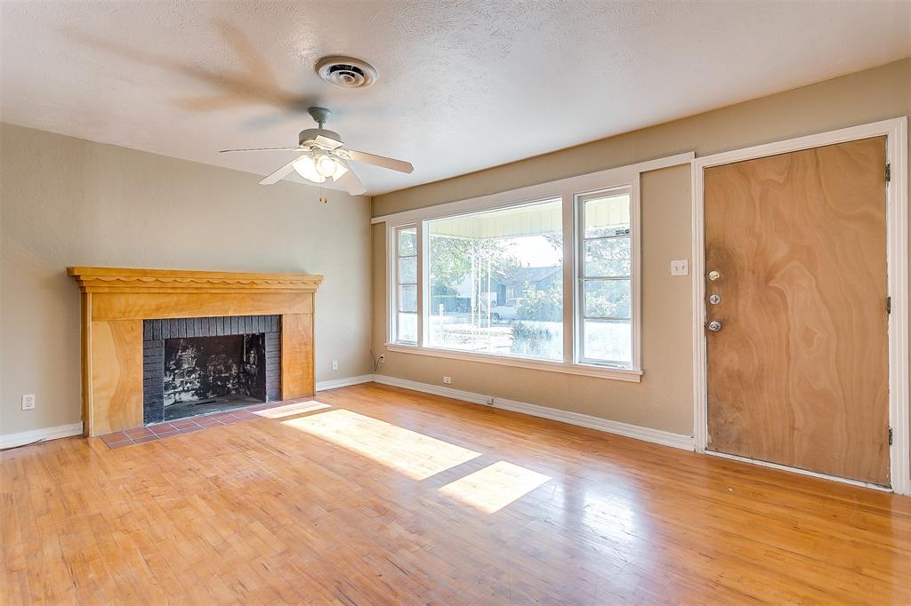 3928 Winfield Avenue Property Photo 4