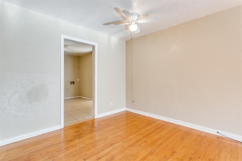 3928 Winfield Avenue Property Photo 8