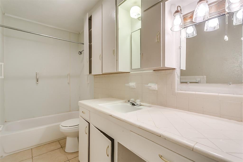 3928 Winfield Avenue Property Photo 20
