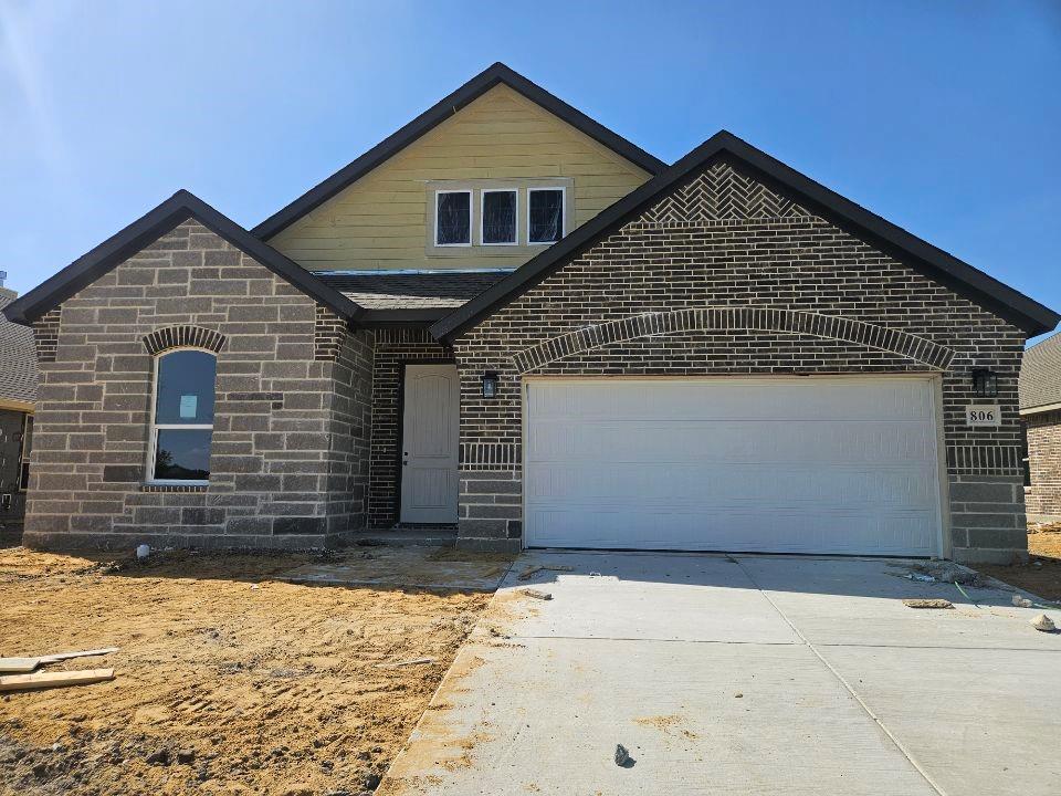 806 Silverleaf Drive Property Photo 1