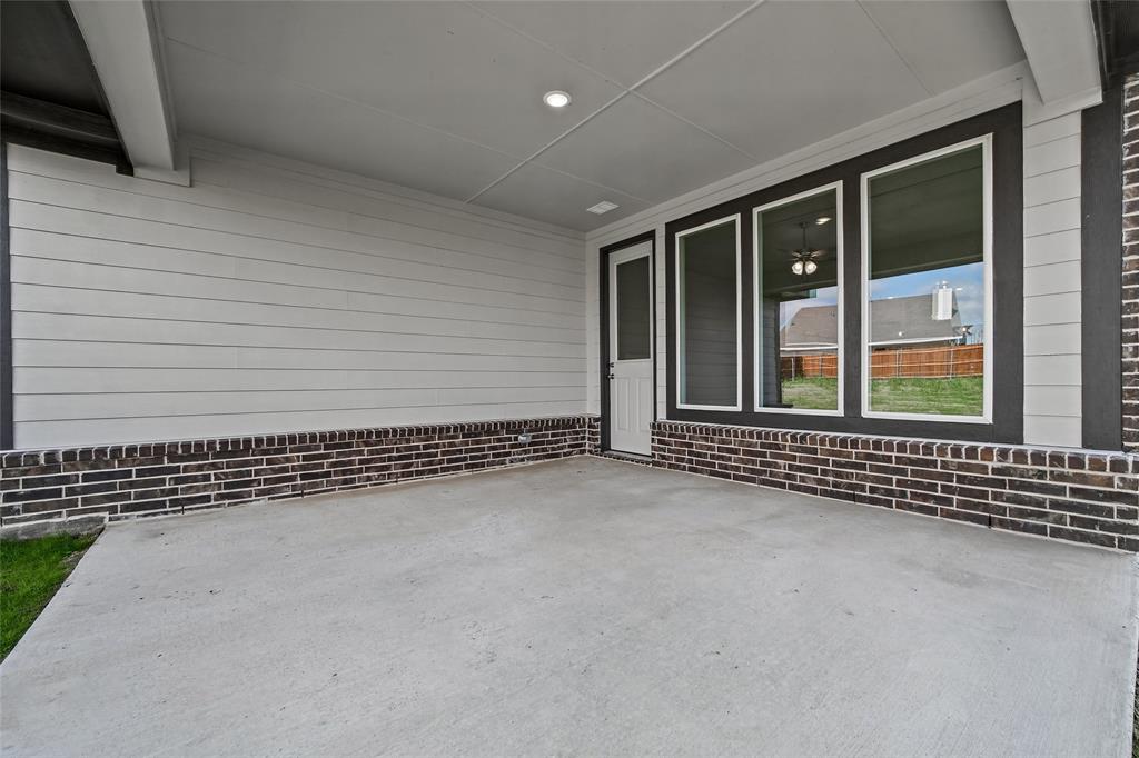 806 Silverleaf Drive Property Photo 27