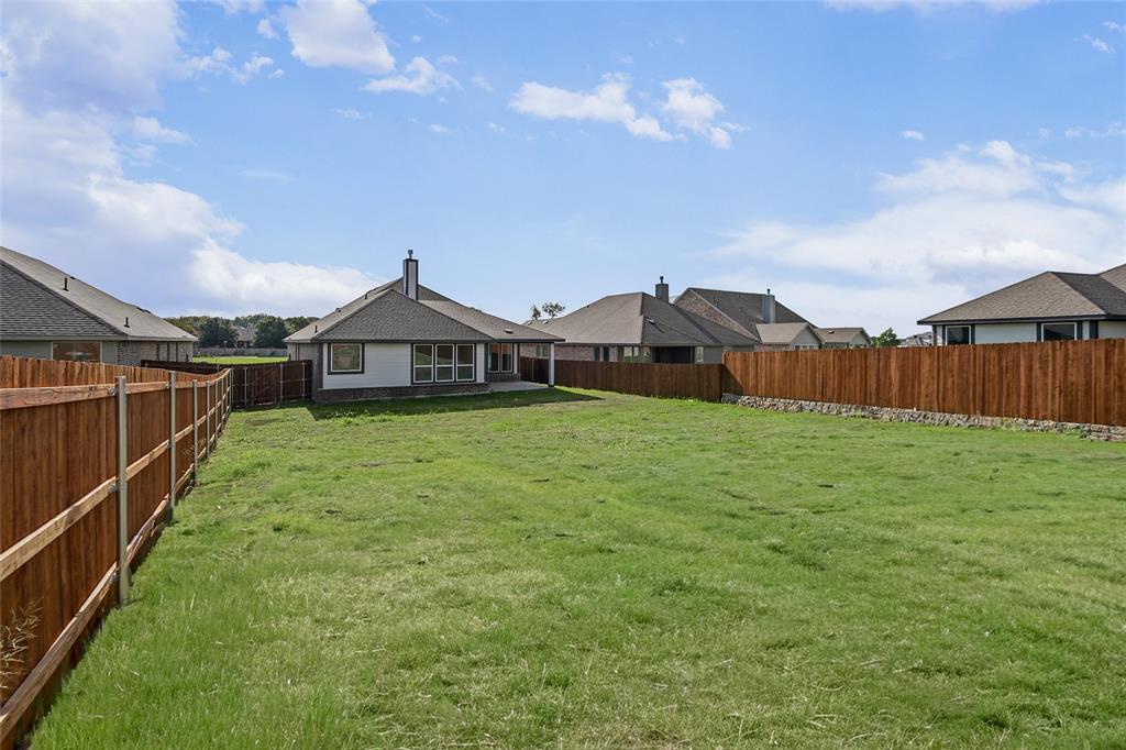 806 Silverleaf Drive Property Photo 28