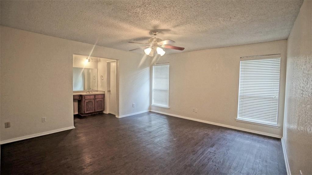 6453 Highview Terrace Property Photo 5
