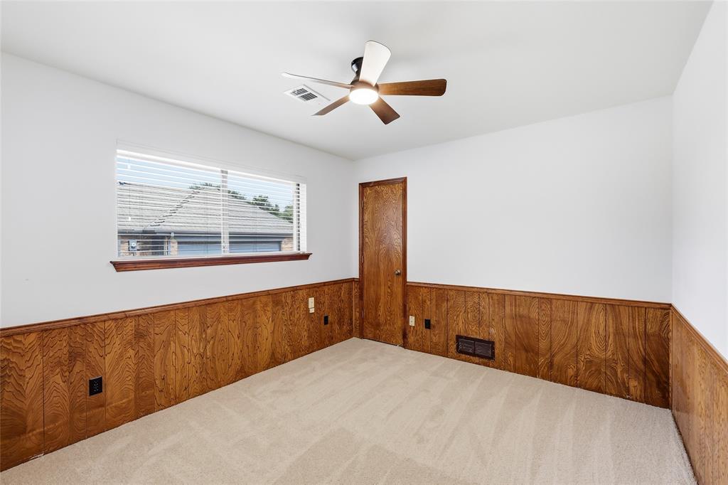 1912 Deerfield Drive Property Photo 18