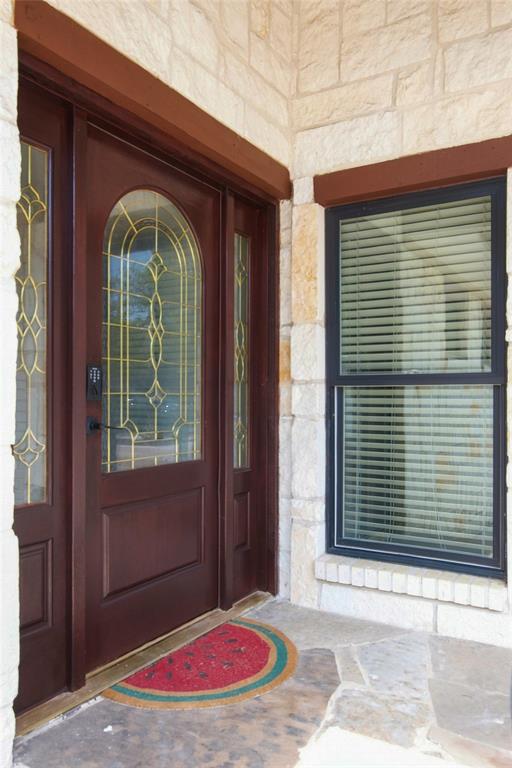 815 National Drive Property Photo 4