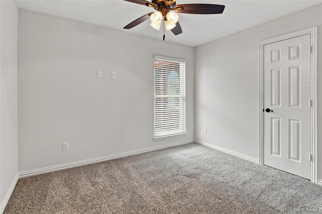 815 National Drive Property Photo 23