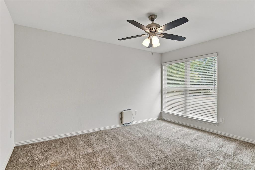 815 National Drive Property Photo 27
