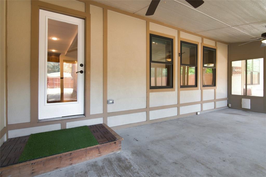 815 National Drive Property Photo 33
