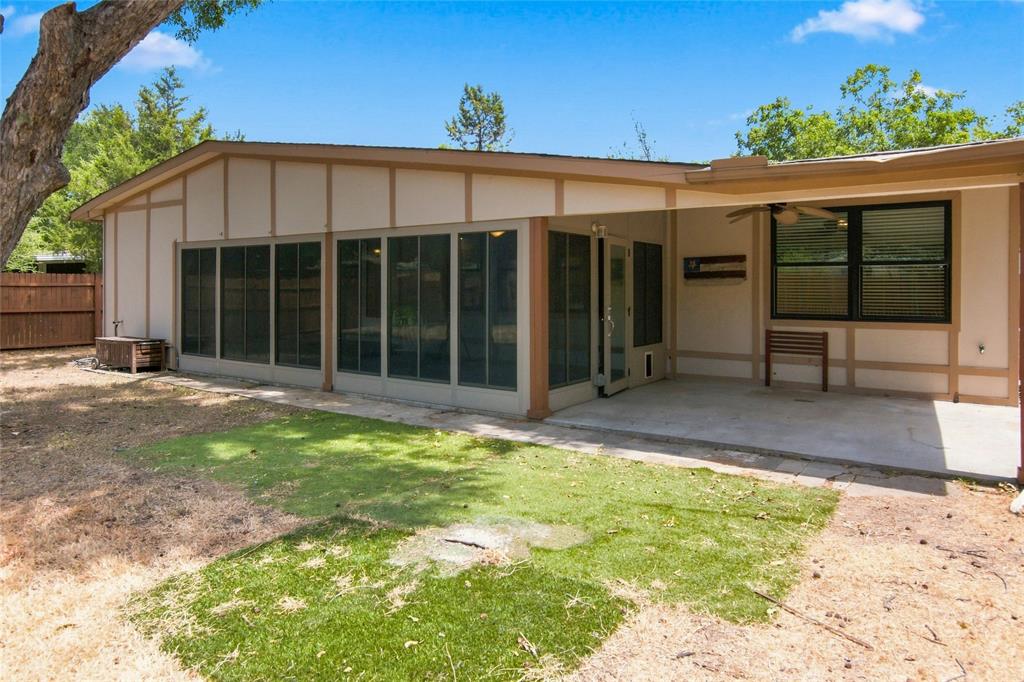 815 National Drive Property Photo 35