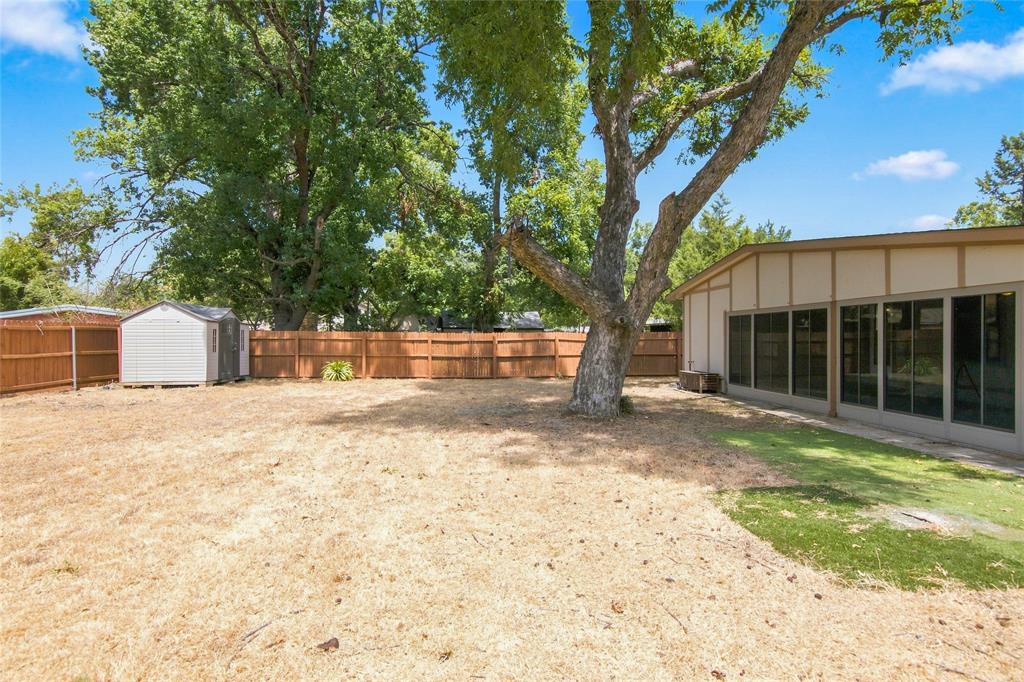 815 National Drive Property Photo 37