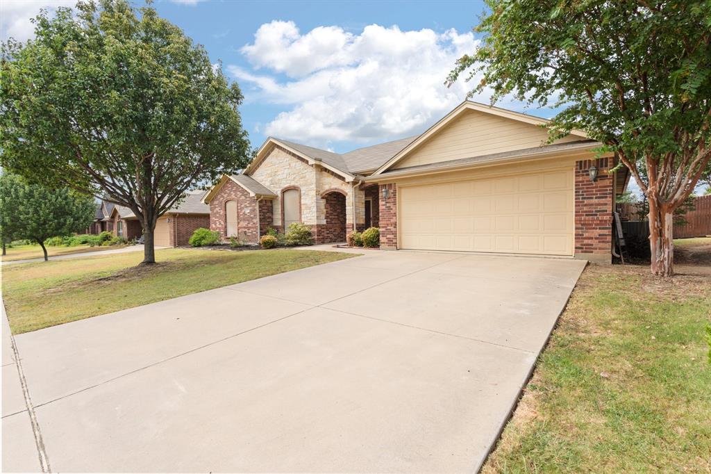 609 Jeffdale Drive Property Photo 1