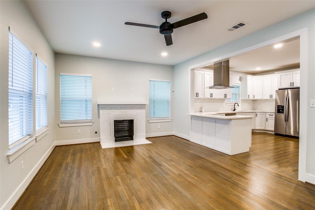 619 Pembroke Avenue Property Photo 3
