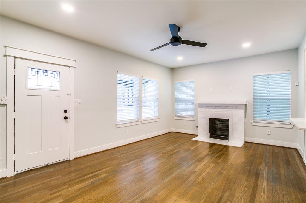 619 Pembroke Avenue Property Photo 9