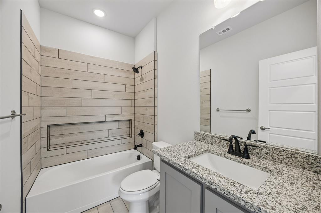 2430 Cross Timbers Drive Property Photo 11