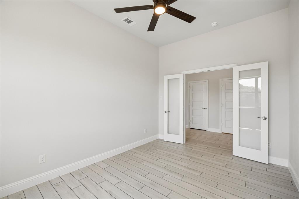 2430 Cross Timbers Drive Property Photo 13