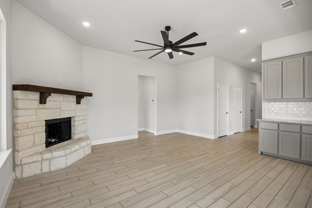 2430 Cross Timbers Drive Property Photo 16