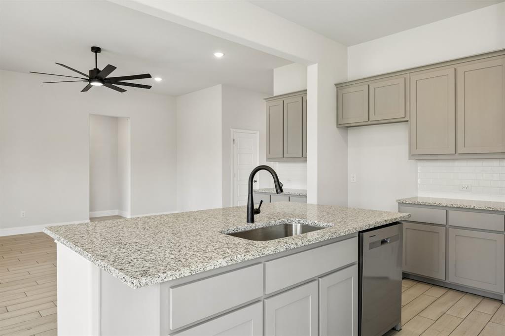 2430 Cross Timbers Drive Property Photo 22