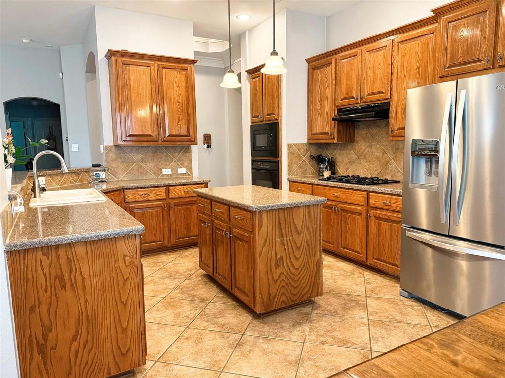6852 Seacoast Drive Property Photo 9