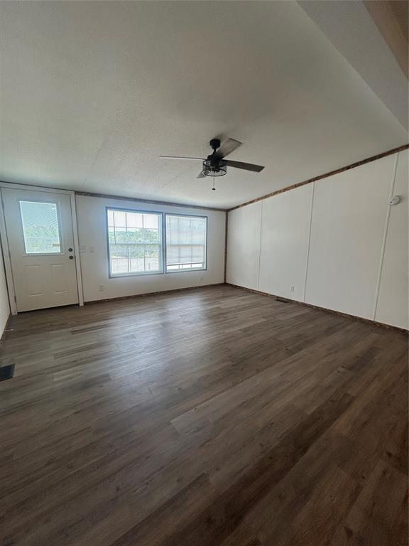 201 Lakeview Trail Property Photo 1