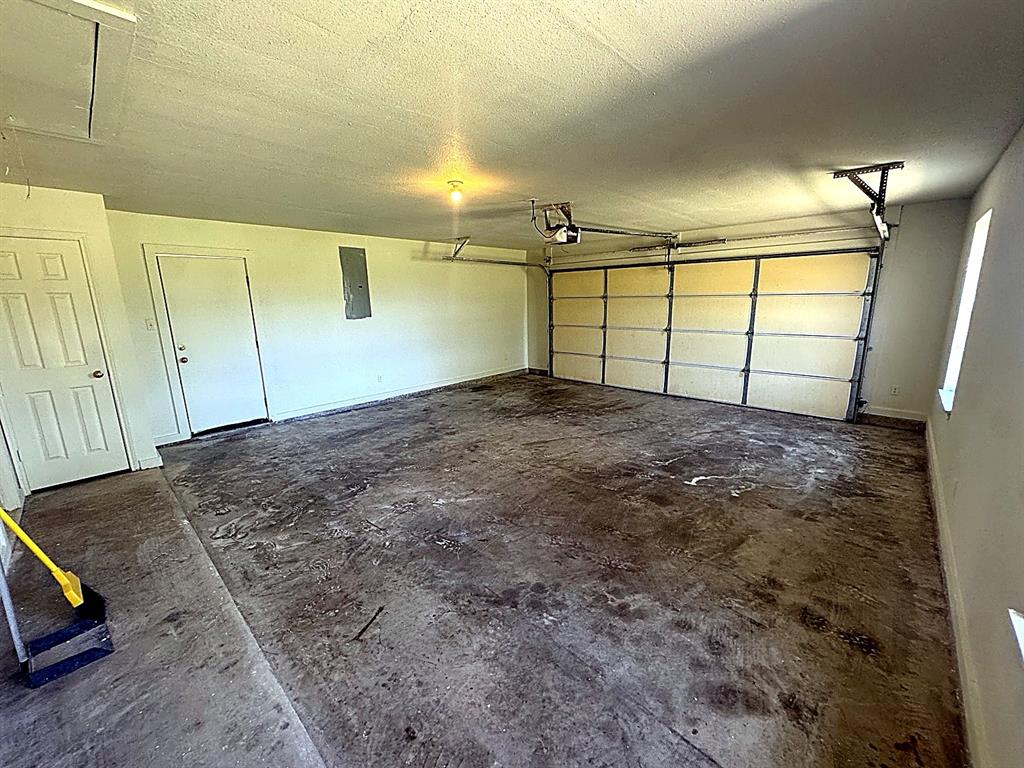 1599 County Road 2925 Property Photo 14