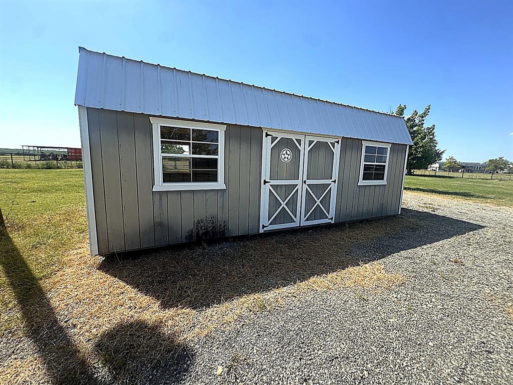1599 County Road 2925 Property Photo 15